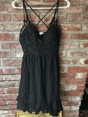 LA MIEL Black Lace Bodice Spaghetti Strap Dress